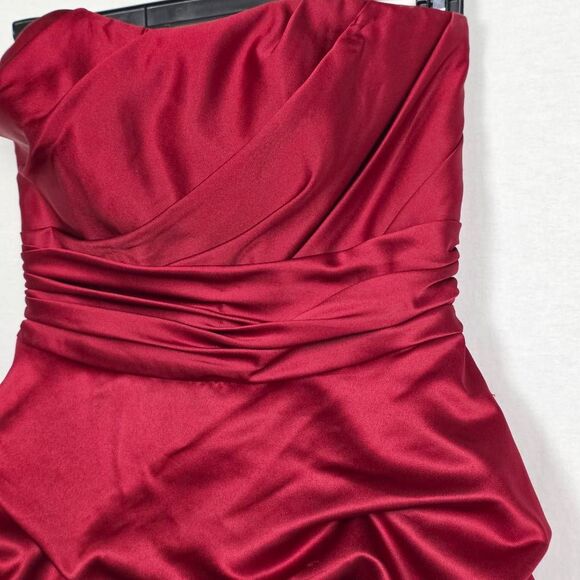 David’s Bridal Red Strapless Bubble Dress Size 6 - Picture 4 of 13